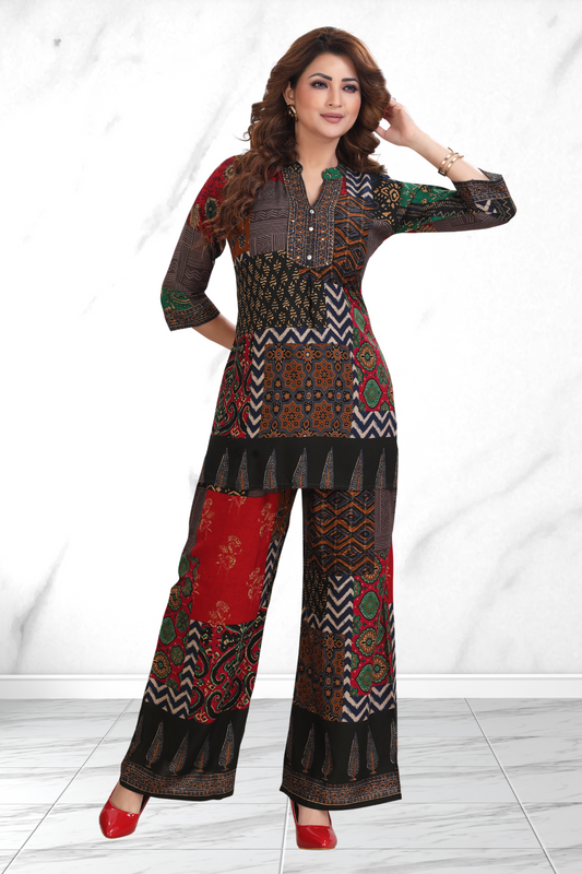 VIBRANT SLIK FUSION SET WITH DESIGNER NECKLINE